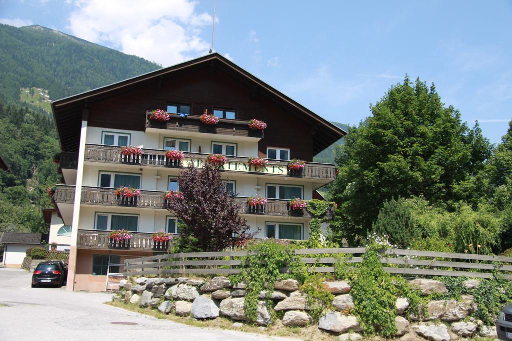 Appartementhaus Sporthotel Moelltal Flattach Ngoại thất bức ảnh